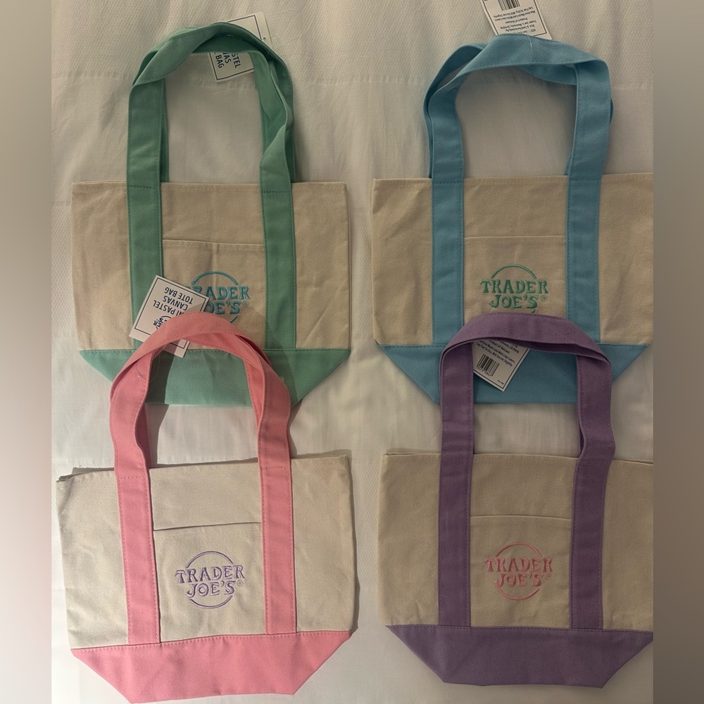 Trader Joe’s mini Canvas Tote Bag Pastel Set of 4